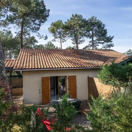 בית נופש Jardins De La Pinede-9 By Interhome *